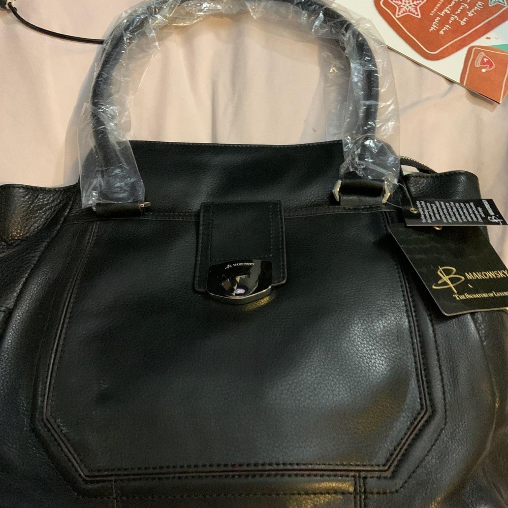 BNWT B. MAKOSKY LEATHER BAG